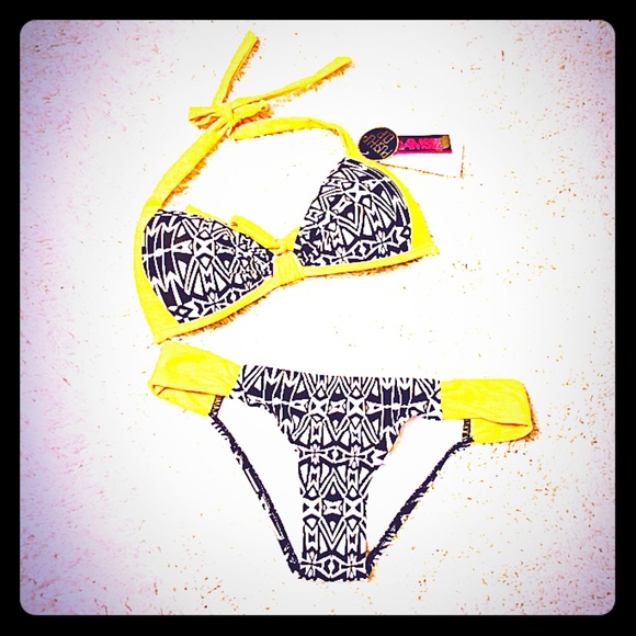 Damsel Other - Damsel Bora Tribal Bikini NWT