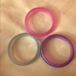 Bundle o' bangles