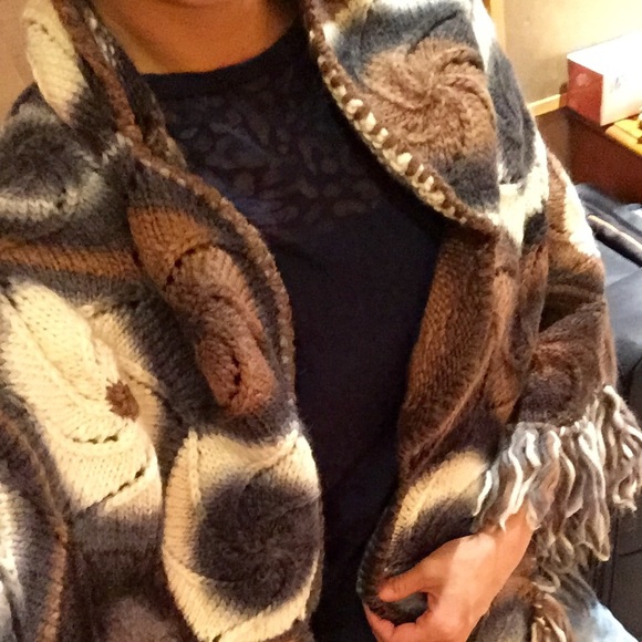 Warm Wooly Brown Shawl