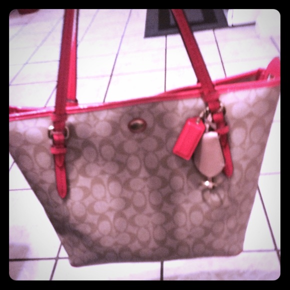 Coach Handbags - Beautiful tan and pink Coach bag!