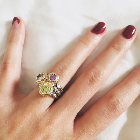 Multi stone ring