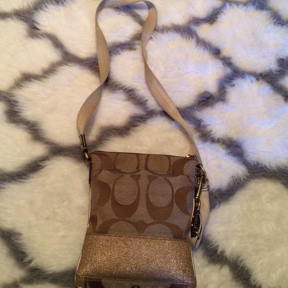 Authentic coach cross body