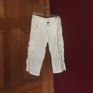 Dkny white cargo Capri size small