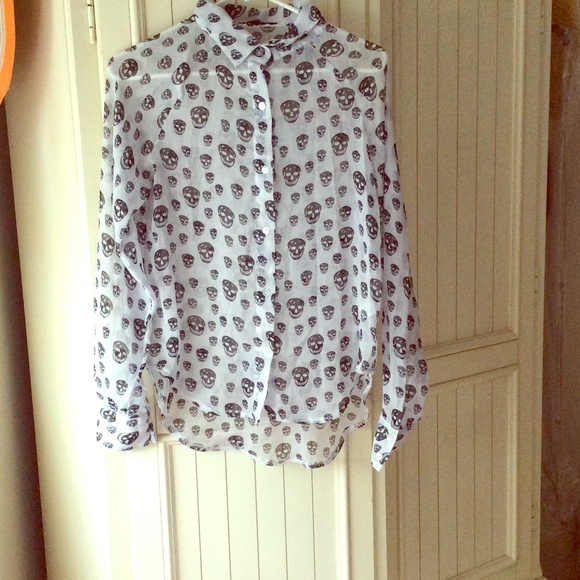 Skull button down
