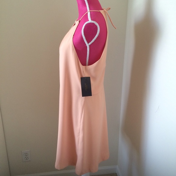 Zara Dresses - Zara V-Neck Dress Zara Dresses - Zara V-Neck Dress