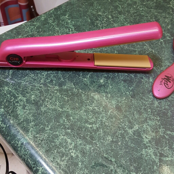 CHI air flat iron