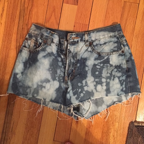 Vintage high waisted acid wash shorts