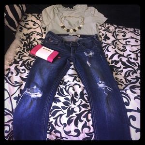 Hollister, dark "destroyed" jeans!