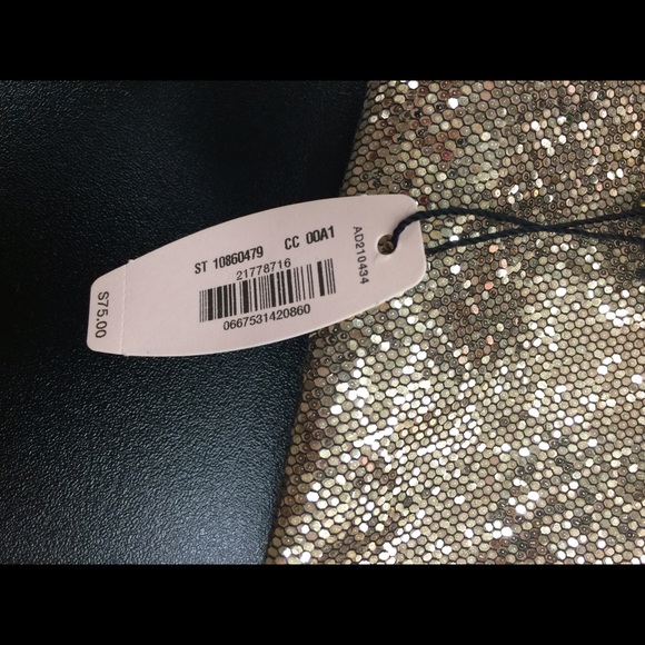 🎉💥 HP VS gold sequence clutch. - Picture 2 of 3