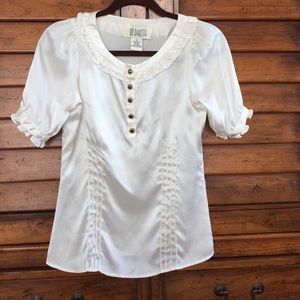 BB Dakota XS cream silk blouse