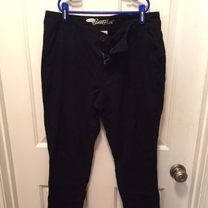 Old Navy Sweetheart Skinny Pant