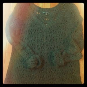 American Eagle dark grey v neck sweater