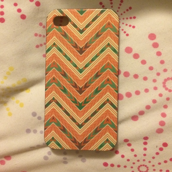 iPhone 4 case tribal print