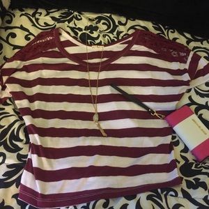 Lovely burgundy striped top with lace!