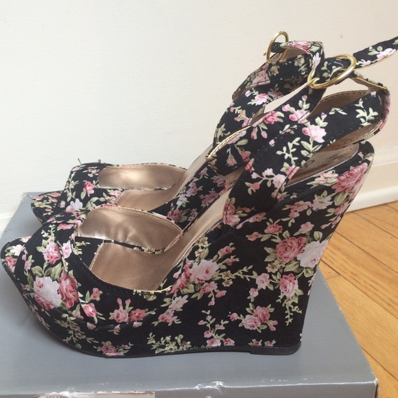 Brand new with box! Charlotte Russe floral wedges