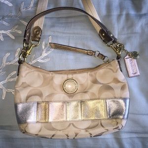 ❗️❗️Coach, pre-owned hand bag!!!