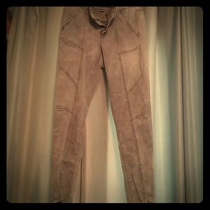American Eagle crop pants