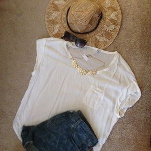 Stitch Fix Gold Necklace