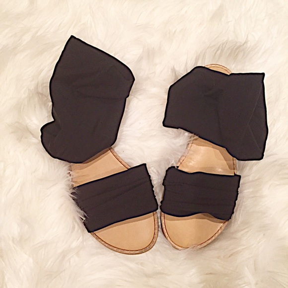 Medici sandals🐛