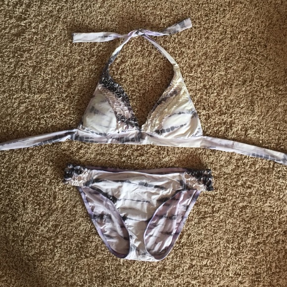 Lucky Brand Bikini - Picture 1 of 3