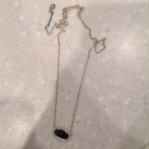 Kendra Scott black necklace