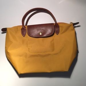 Mini mustard color Longchamp!