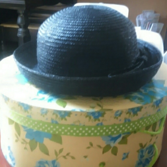Vintage Navy Blue Straw Hat - Picture 3 of 4