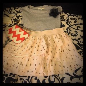 Light pink/beige American Eagle tiered skirt!