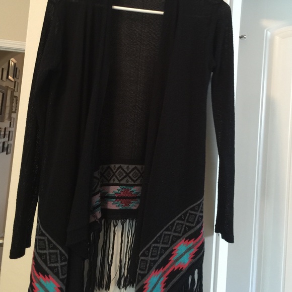Very cool aztec style sweater-NEVER WORN!! - Picture 3 of 3