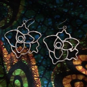 Flower earrings
