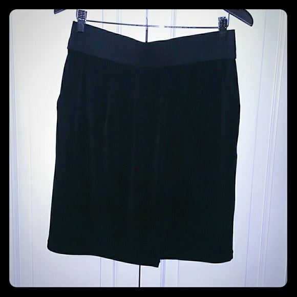Tulip pencil skirt.