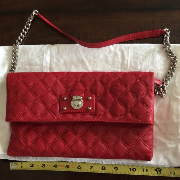 Marc Jacobs Handbags - Authentic Marc Jacobs quilted clutch bag