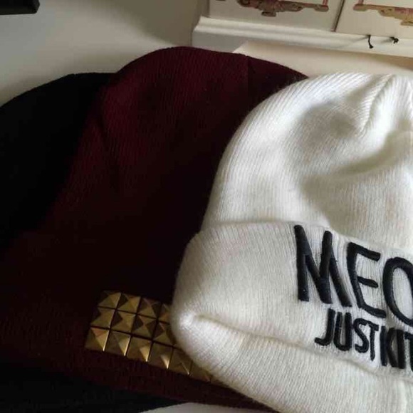 "The Hipster Essentials" beanie pack