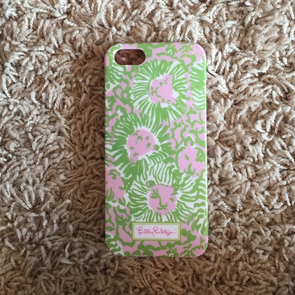 Lilly Pulitzer Other - Lilly Pulitzer iPhone 5/5s case