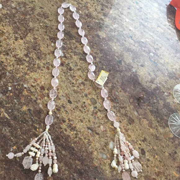 Rose Quartz F.W Pearls Wrap