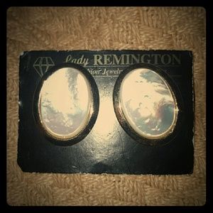 Antique Lady Remington Earrings
