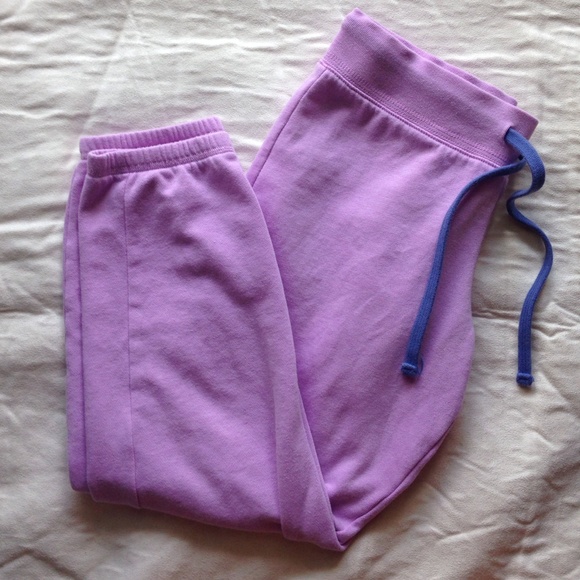Mossimo soft purple capris