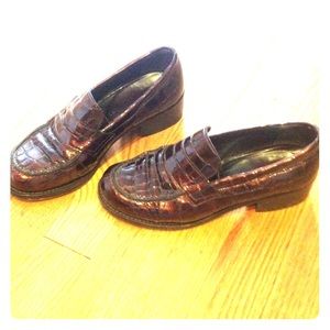 Patent croc leather shoes