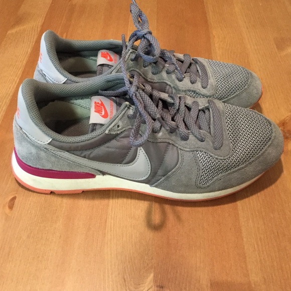 Nike Internationalist Sneaker!