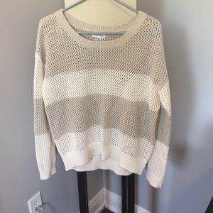 Lightweight sweater
