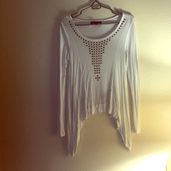 Rock and Republic white beaded flowy shirt