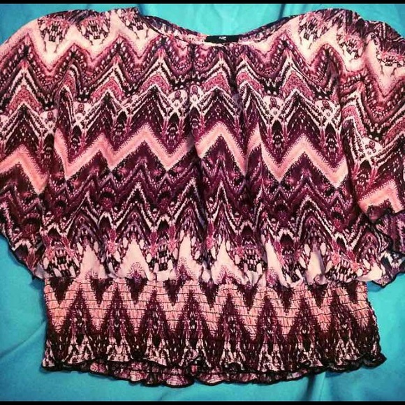IZ cute blouse .