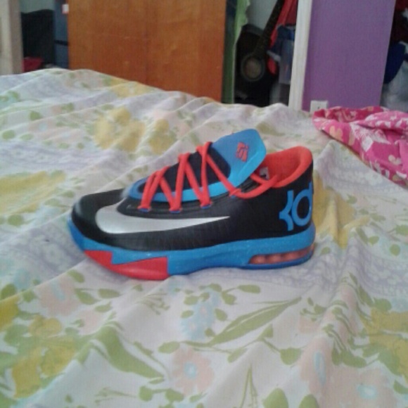 Shoes - Kd,6