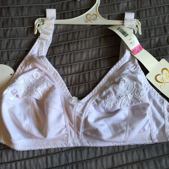 44D Jolie Intimates Bra
