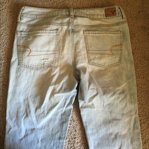 American Eagle Boy Crop Distressed Jeans 6R