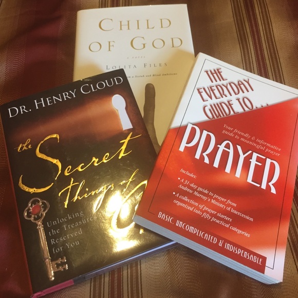 Books to motivate inspire 🙏🏿 - Picture 2 of 4