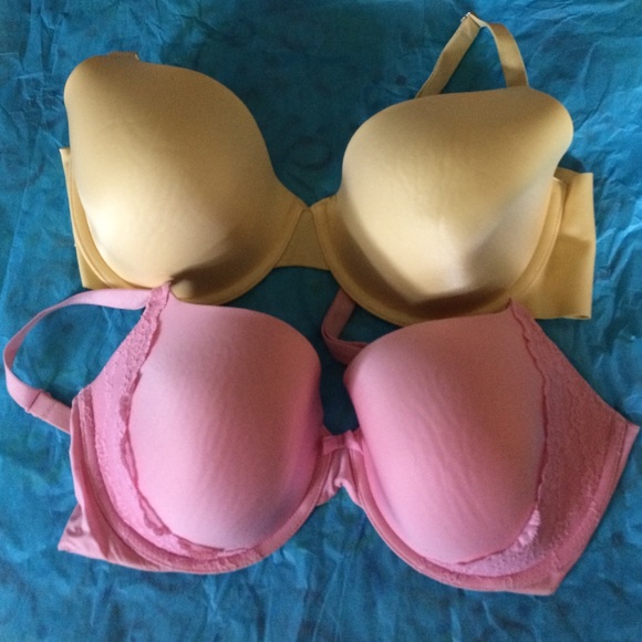 38 D, underwire bras.