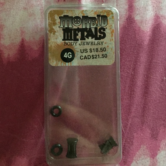 Hot Topic body jewelry