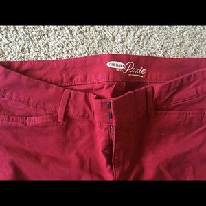 Old Navy Red Pixie Pants 6R