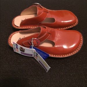 Algeria Brand New - Size 5!!!!